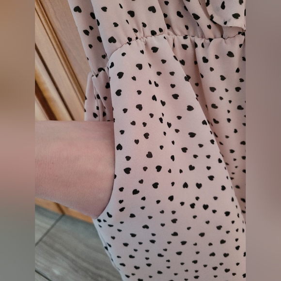 Pink Heart Romper with Pockets - Picture 5 of 5